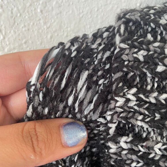 Grey and Black knit Cardigan by Nomadic Trader Size L - Picture 2 of 5